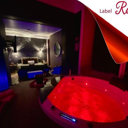 Suite Kassiopee, Romantisme, Balneo, Sauna Quimperlé Eksteriør billede